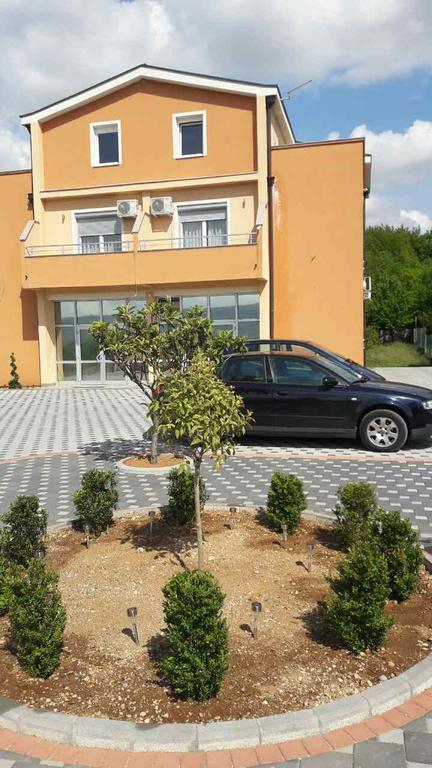 Sun Apartments Μόσταρ Εξωτερικό φωτογραφία